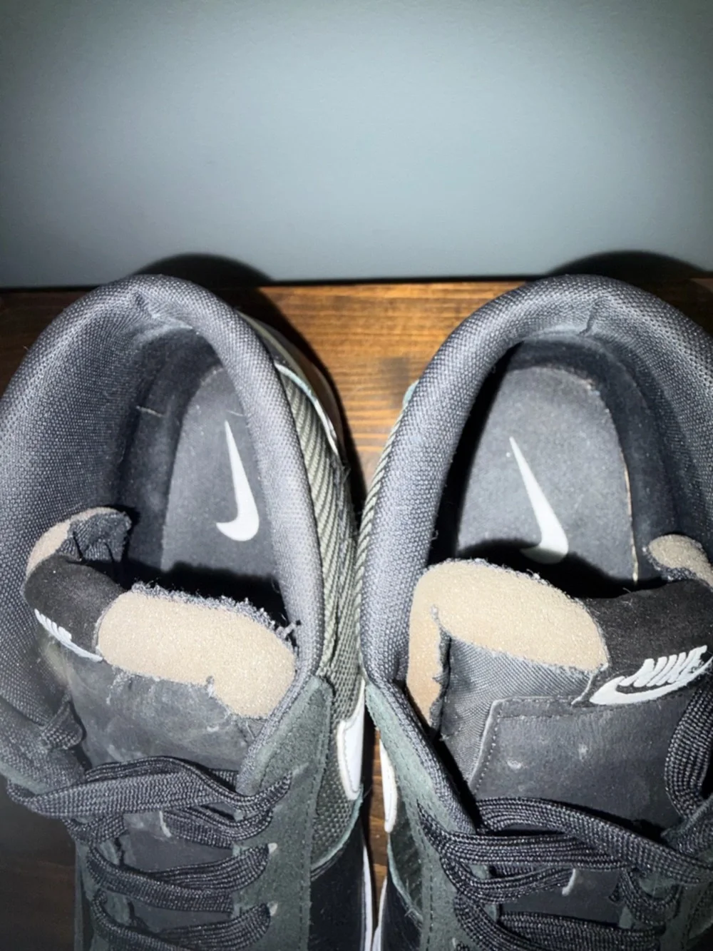 Nike Blazer Low Pro Club Men’s Swoosh Sneaker Black & White size 12